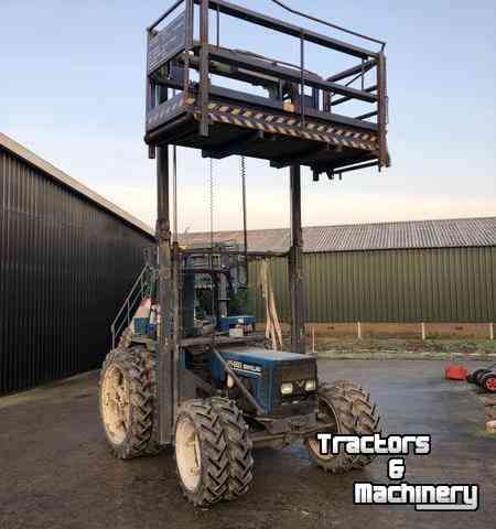 Scherenarbeitsbühnen  Weterings hefframe / hefmast van hoogwerker voor trekker