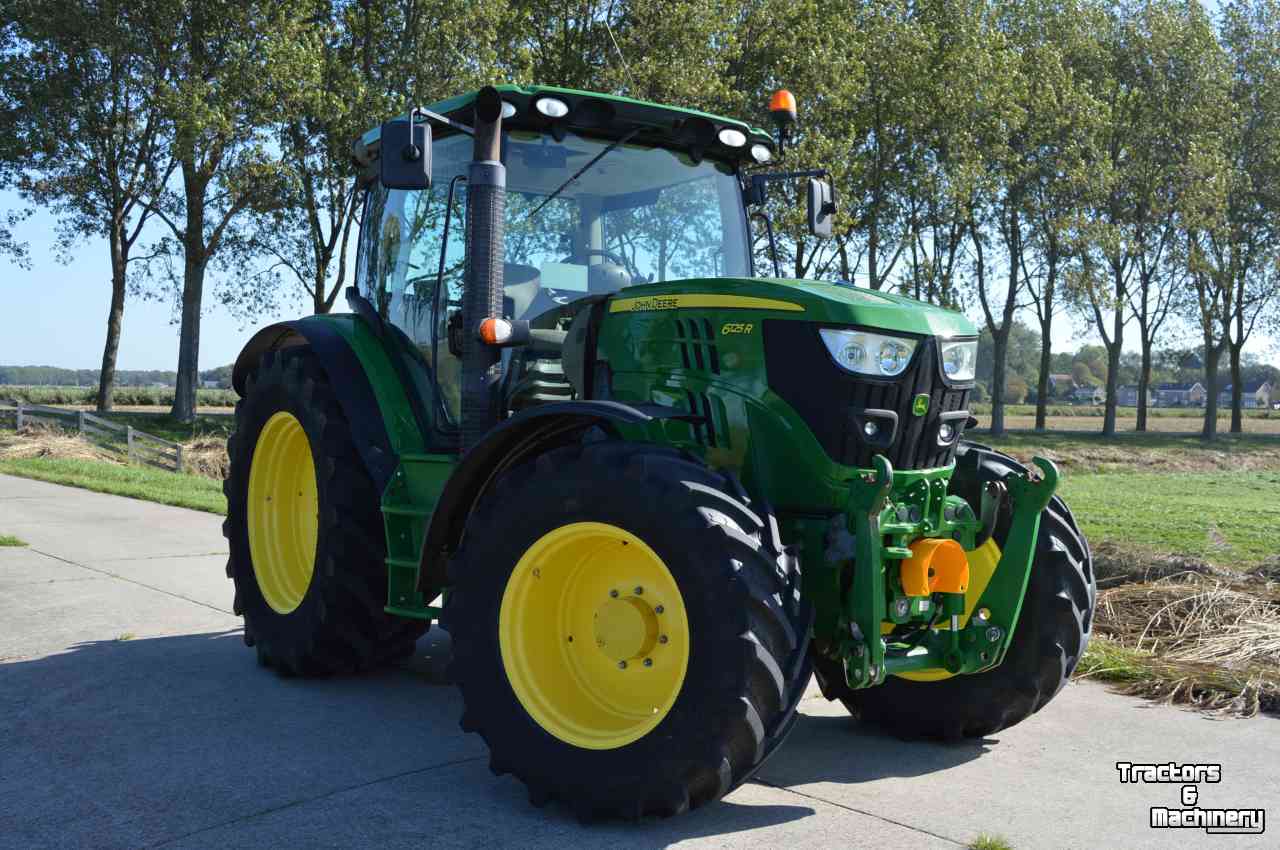 Schlepper / Traktor John Deere 6125R