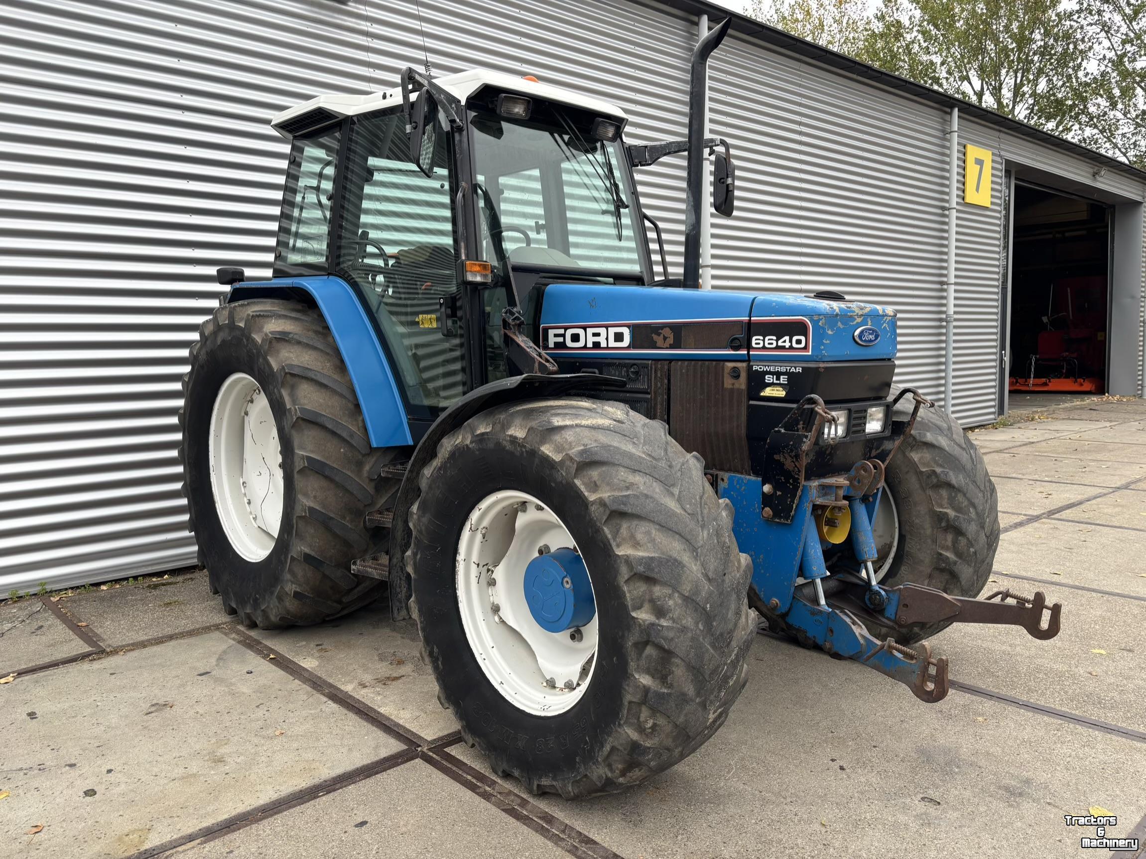 Schlepper / Traktor Ford 6640 SLE