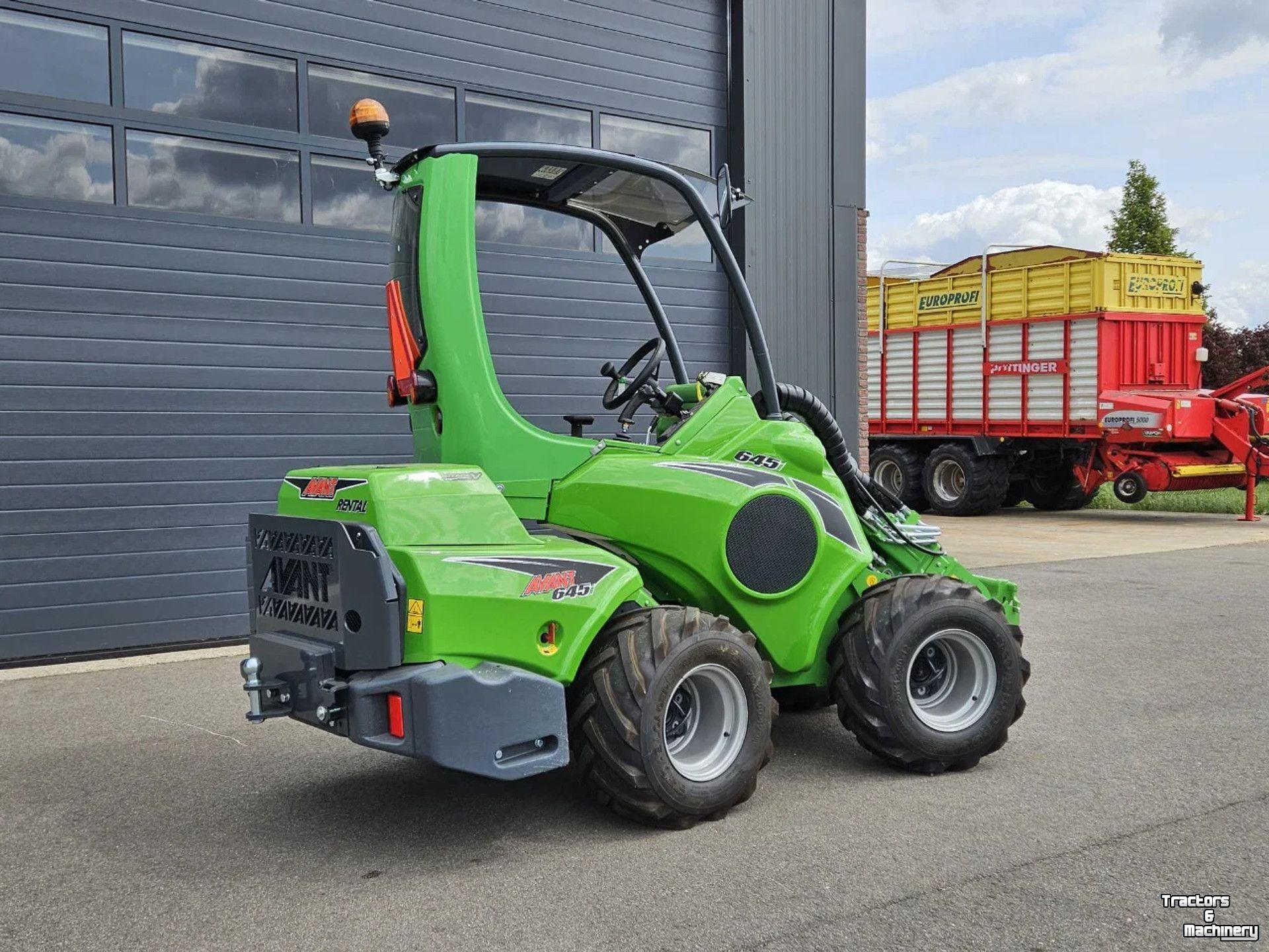 Radlader Avant 645i Rental mini-shovel