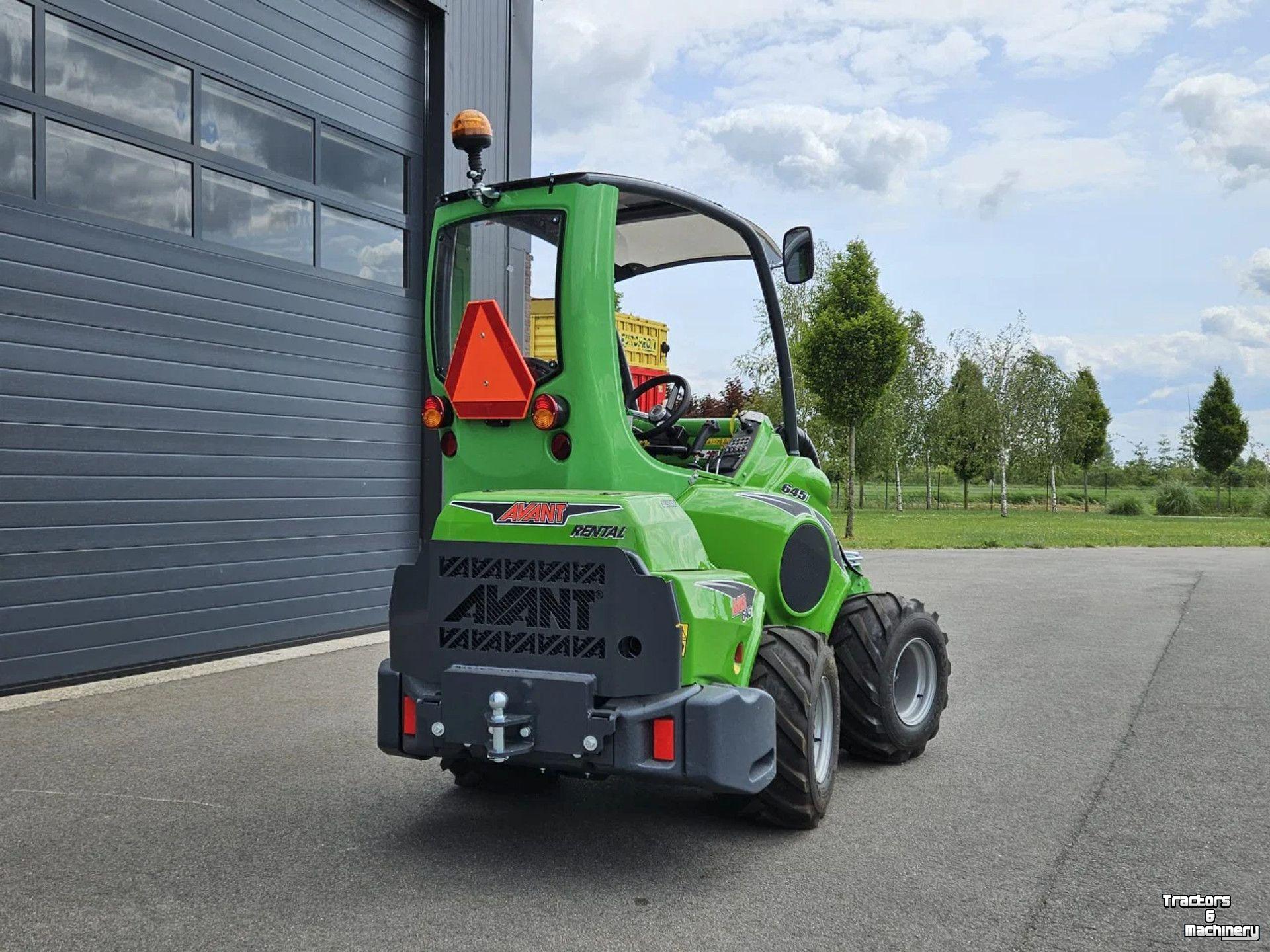 Radlader Avant 645i Rental mini-shovel