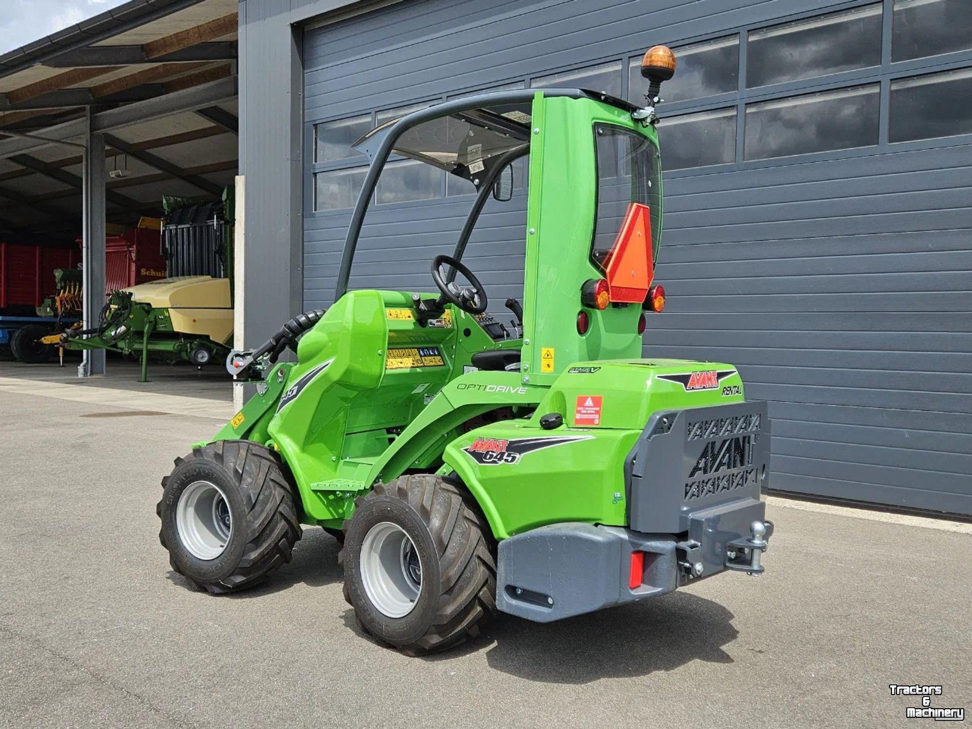 Radlader Avant 645i Rental mini-shovel