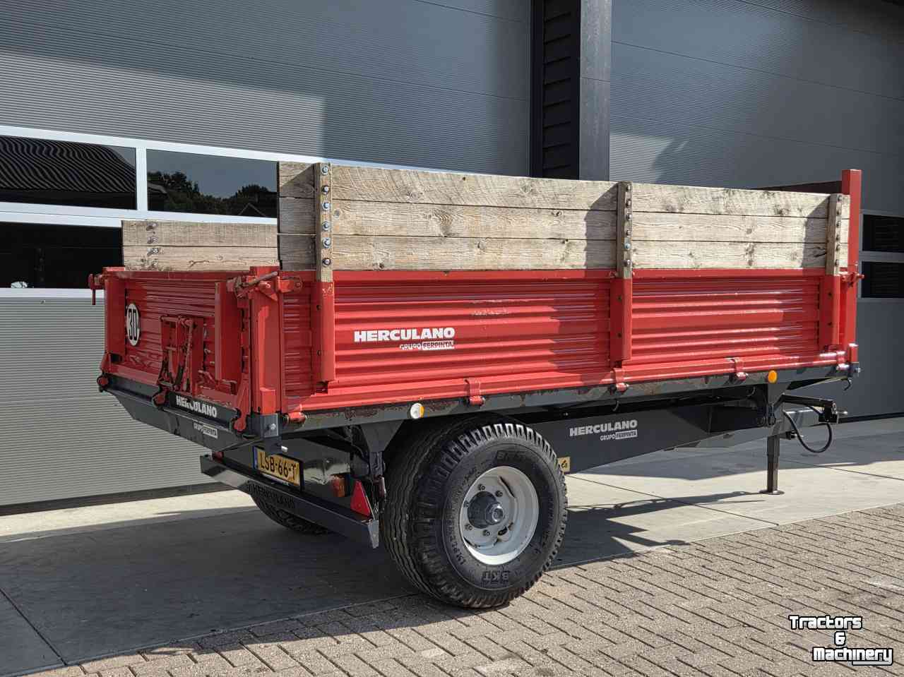 Kipper Herculano S1ET -7 8   3 zijdige kipper kipper