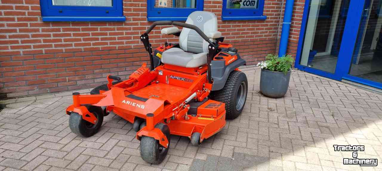Aufsitzrasenmäher Ariens APEX 48SD