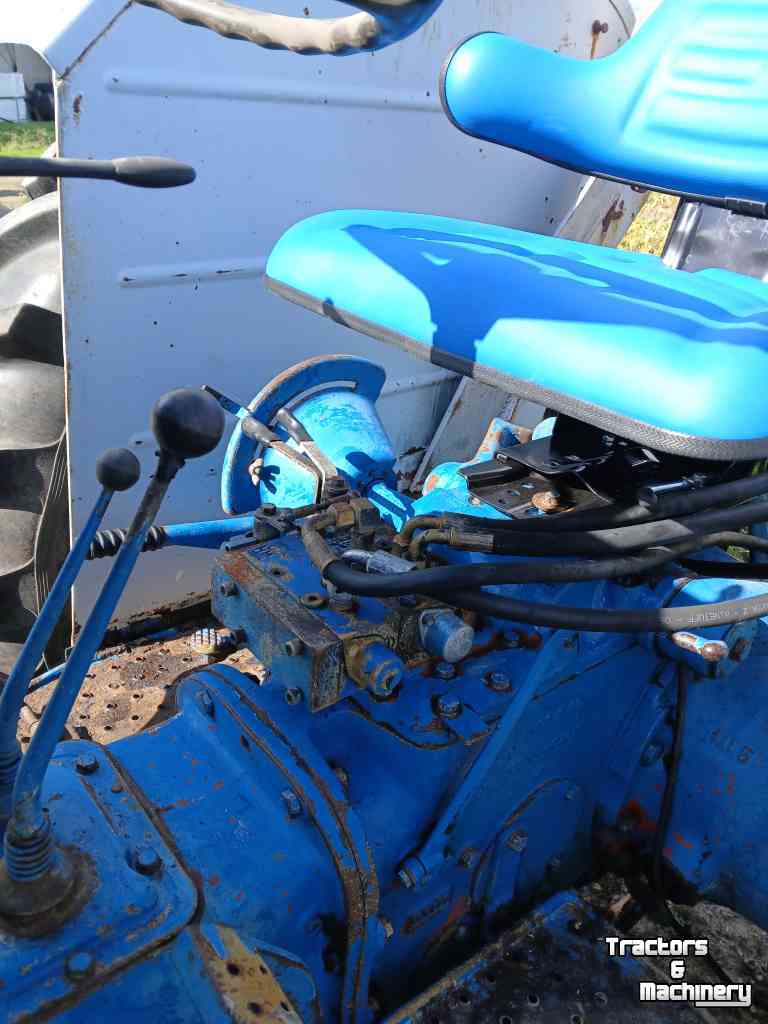 Schlepper / Traktor Ford 4000