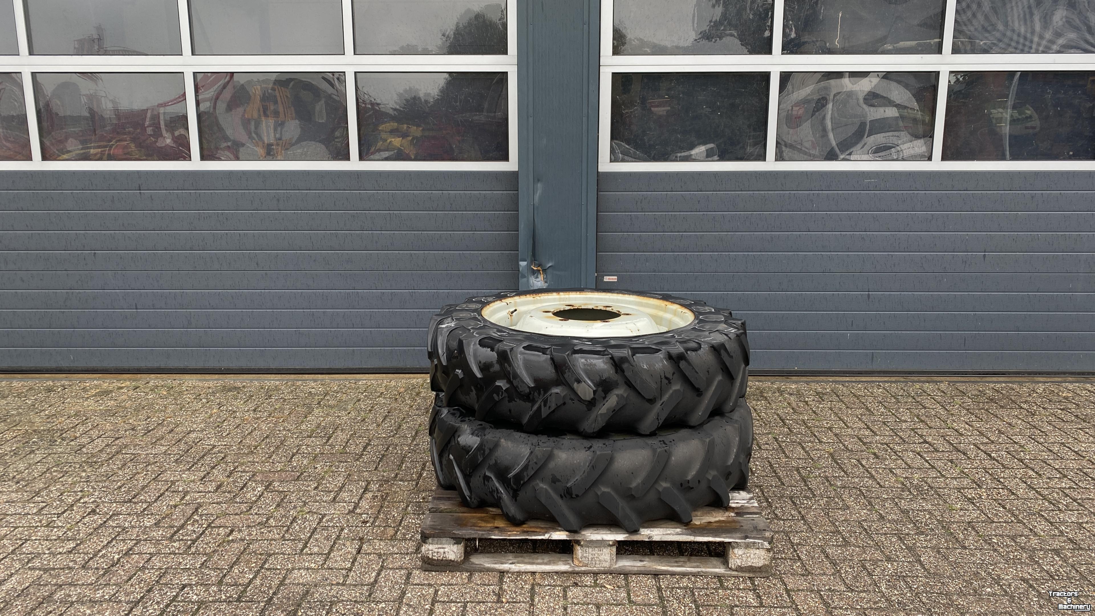 Räder, Reifen, Felgen & Distanzringe Michelin 12.4R32 op 6 gaats velg