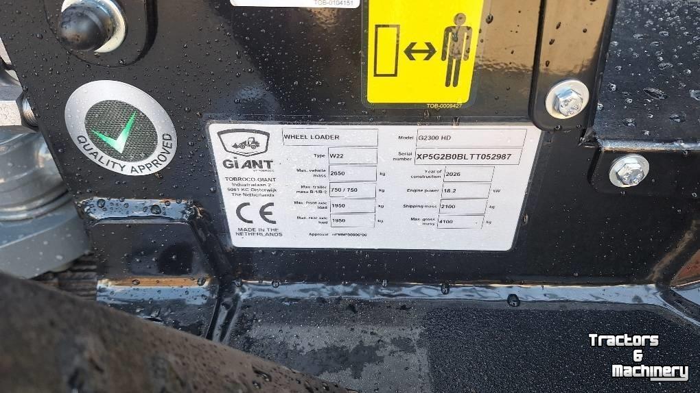 Radlader Giant G2300HD