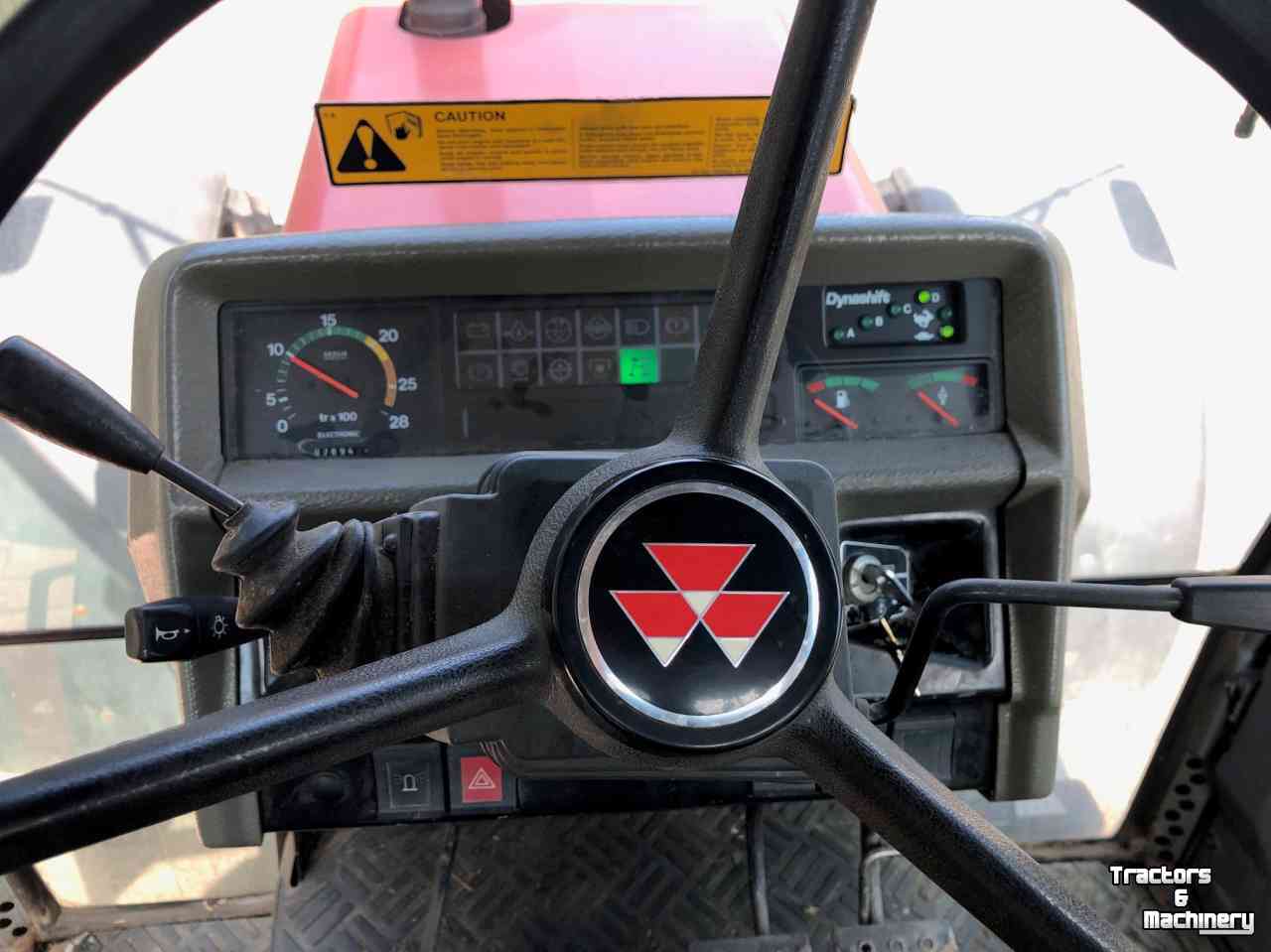 Schlepper / Traktoren Massey Ferguson 3690 Dyna-Shift