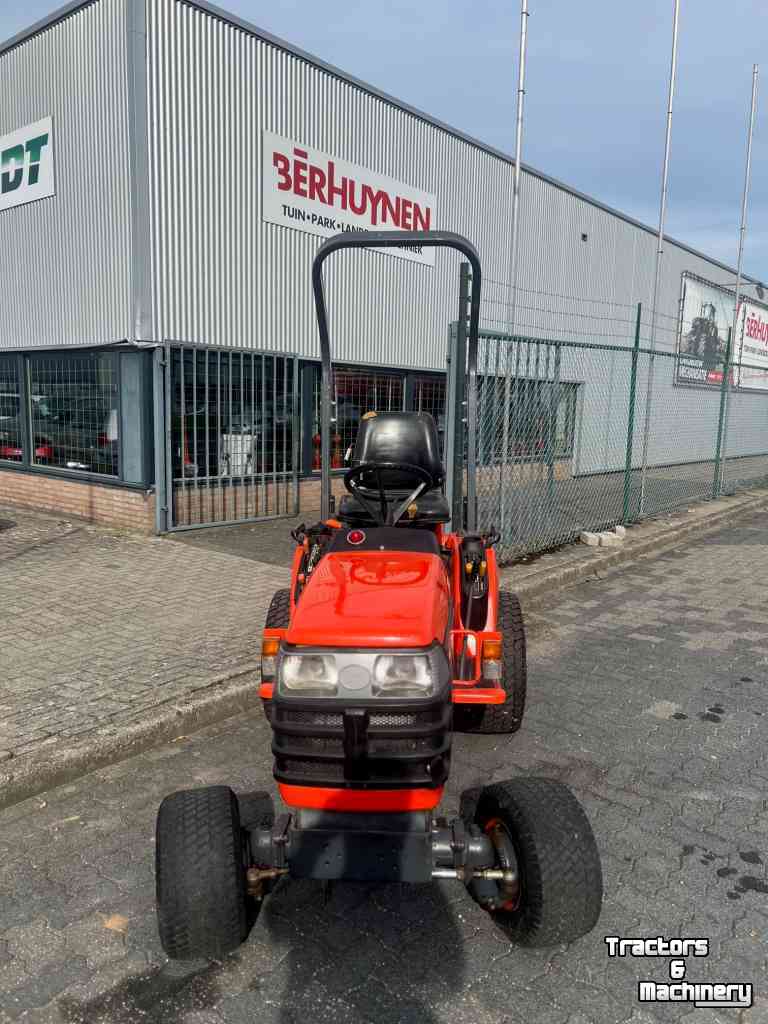 Obsttraktor Kubota BX2200