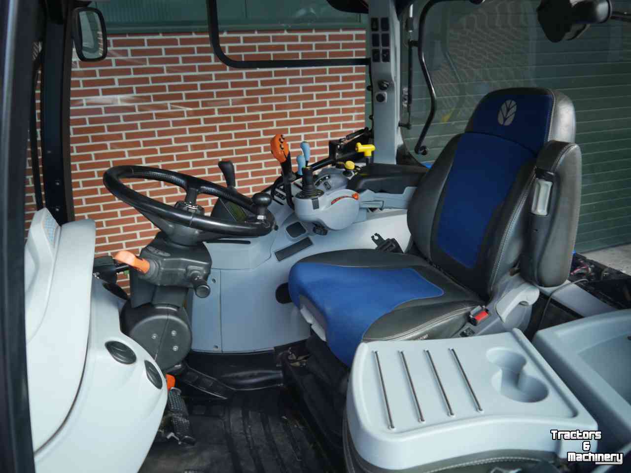 Schlepper / Traktor New Holland T6.180 EC