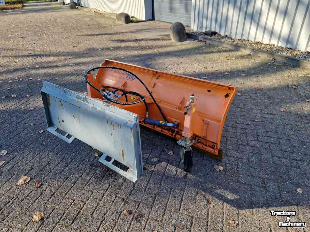 Schneeräumgeräte Bema 700/1800 Sneeuwschuif