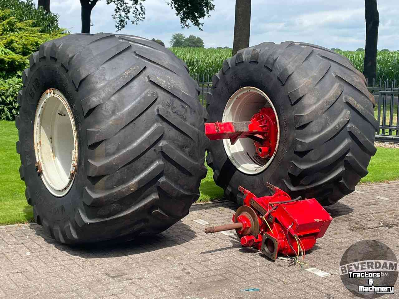Sonstiges Traktoren und Zubehör  Vervaet as aangedreven as 1050/50R32