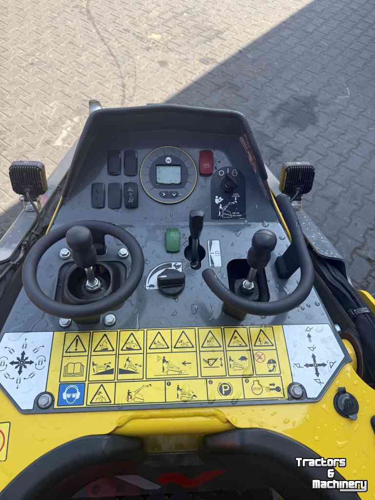 Kompaktlader Wacker Neuson SM 100