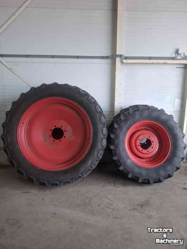 Räder, Reifen, Felgen & Distanzringe  380/90R46  380/85R30  14.9R46 14.9R30