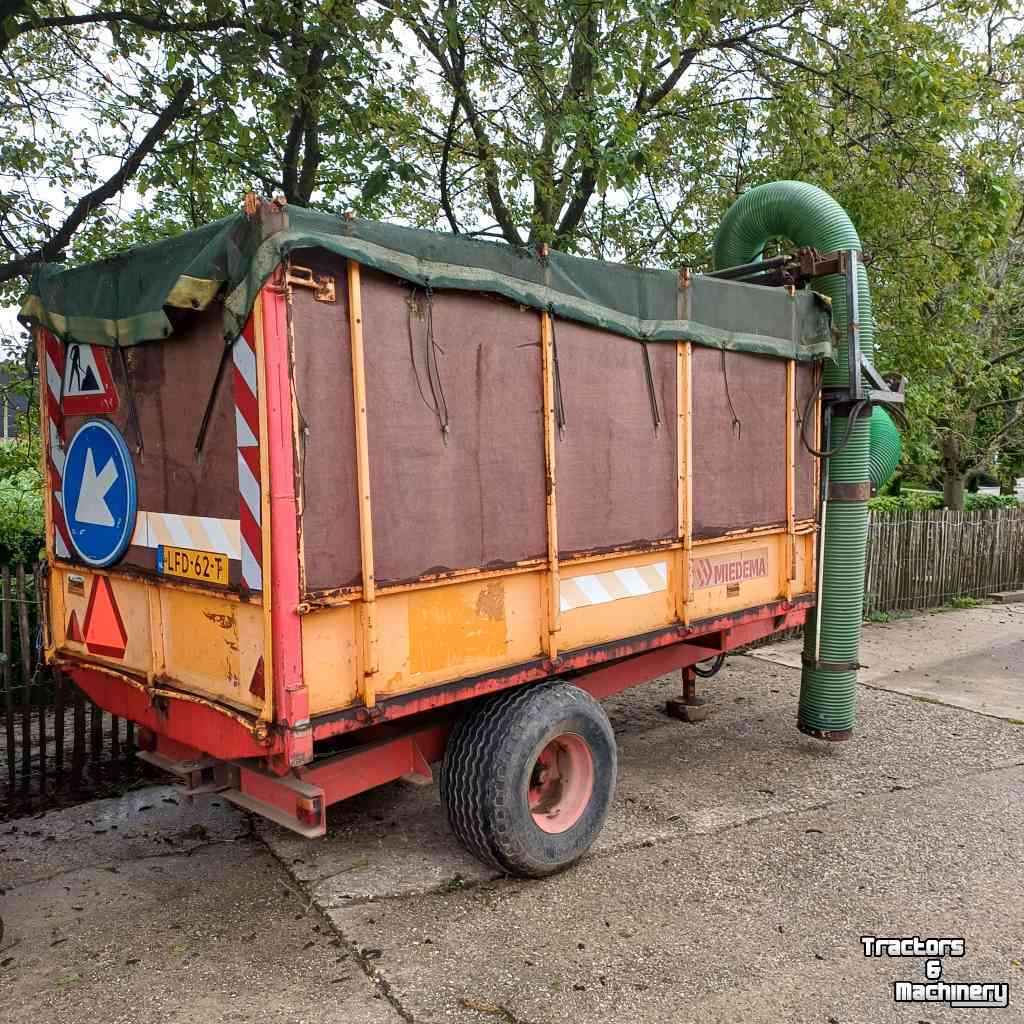 Laubsauger Miedema zuigwagen