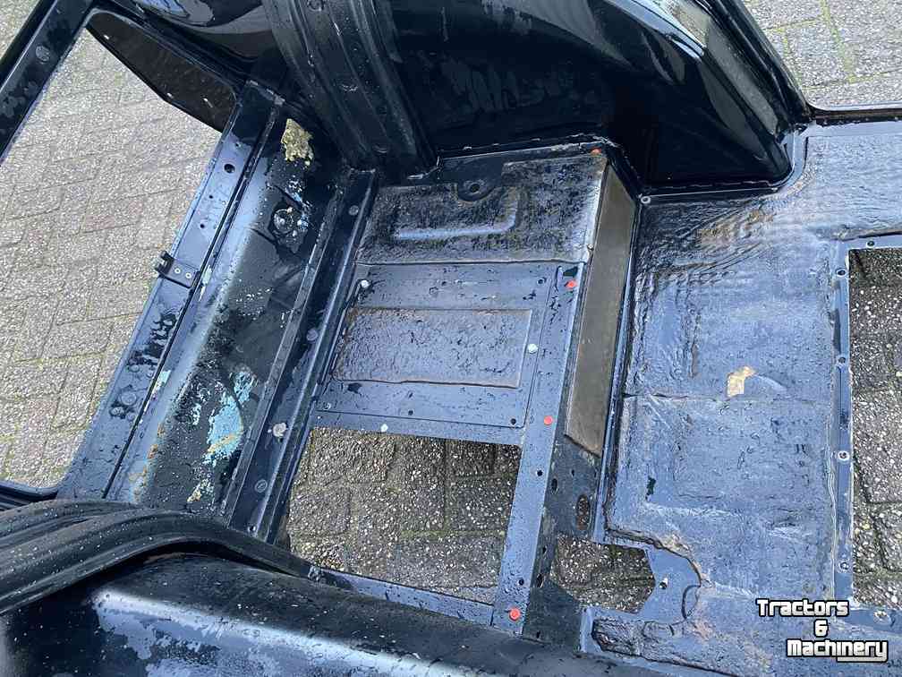 Gebrauchte Teile für Traktoren Case-IH kaal cabine frame van een 856XL