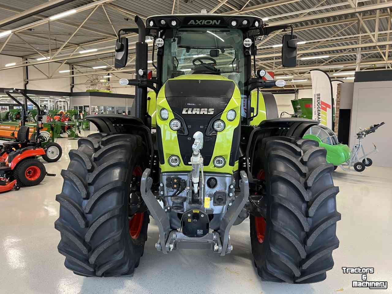Schlepper / Traktoren Claas Axion 830