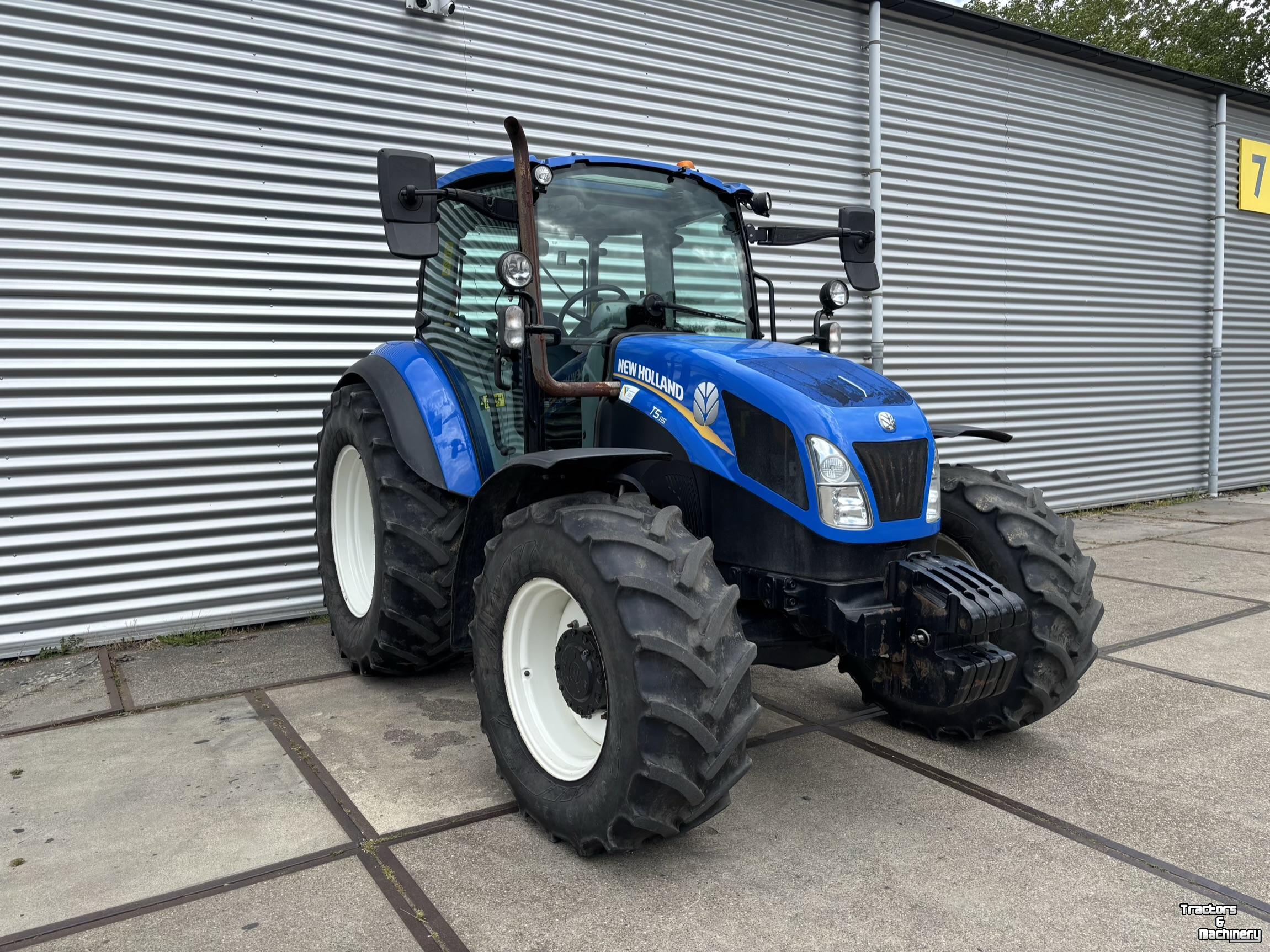 Schlepper / Traktor New Holland T5.115 Dual Command