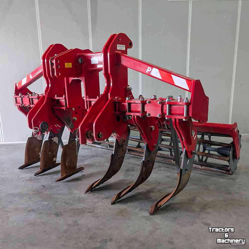 Tiefenlockerer Unia Plow B4