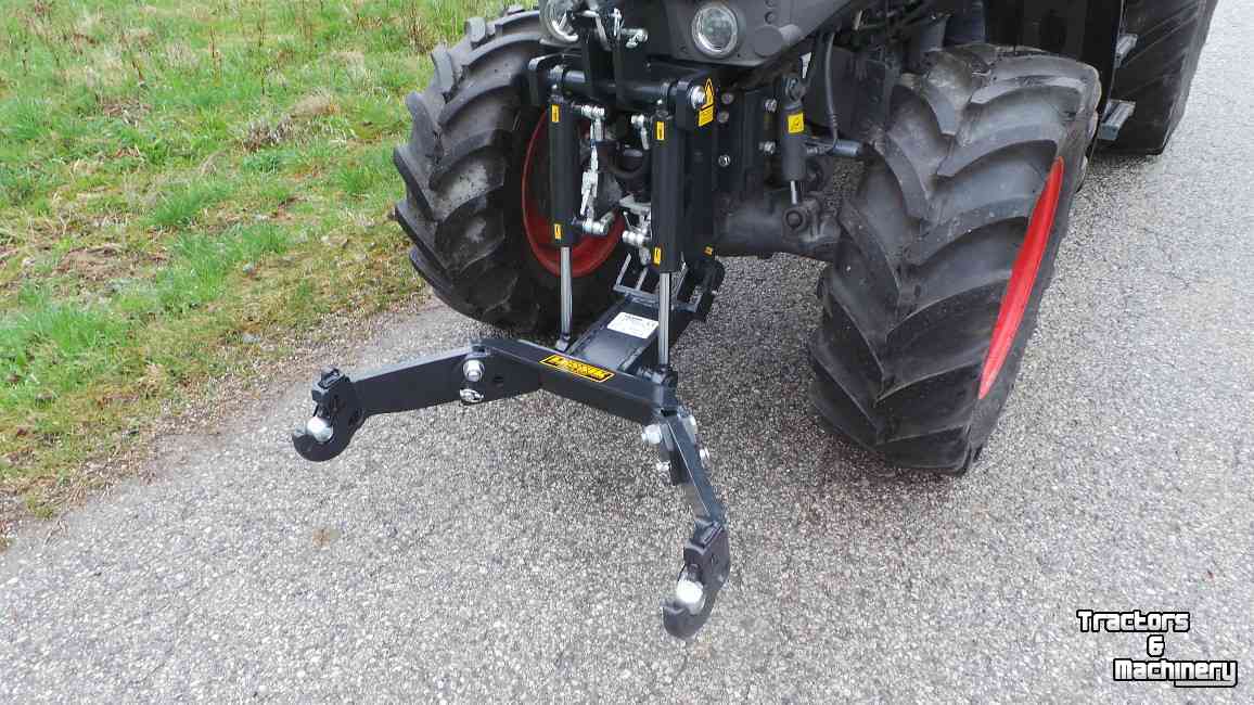 Obsttraktor Fendt 211/210/209/208 V/F/P Fronthef smalspoor