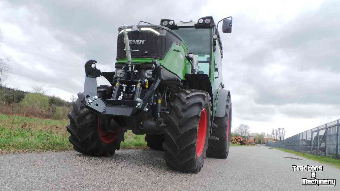 Obsttraktor Fendt 211/210/209/208 V/F/P Fronthef smalspoor