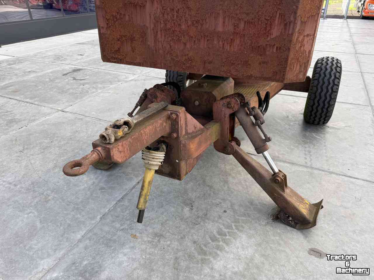 Sonstige Baumaschinen, Erdbewegungsmaschinen und Zubehör Bazzoli Landbouwkraan , getrokken kraan