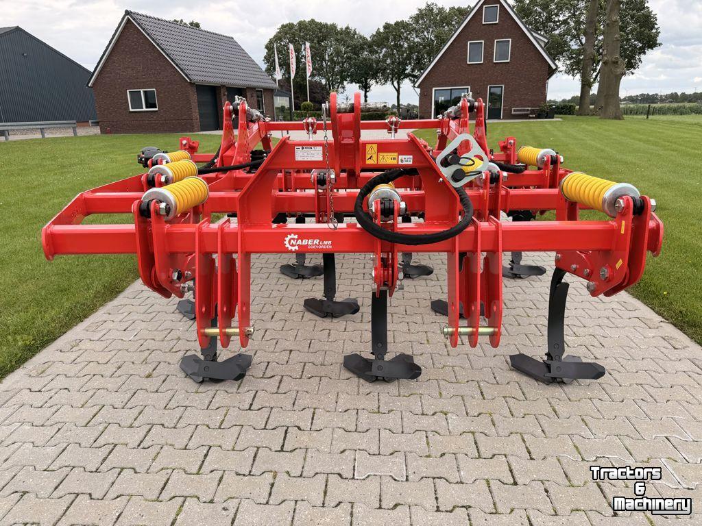 Grubber Akpil Scorpio S cultivator/woeler