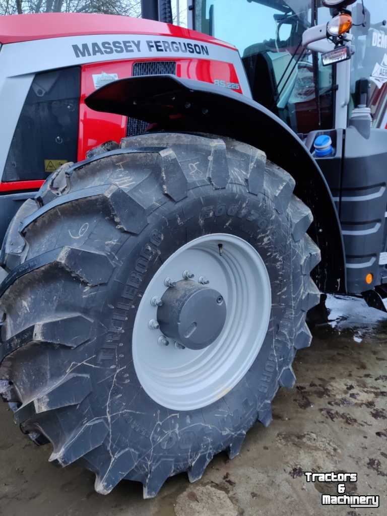 Schlepper / Traktoren Massey Ferguson 8S.225 Dyna E-Power Exclusive