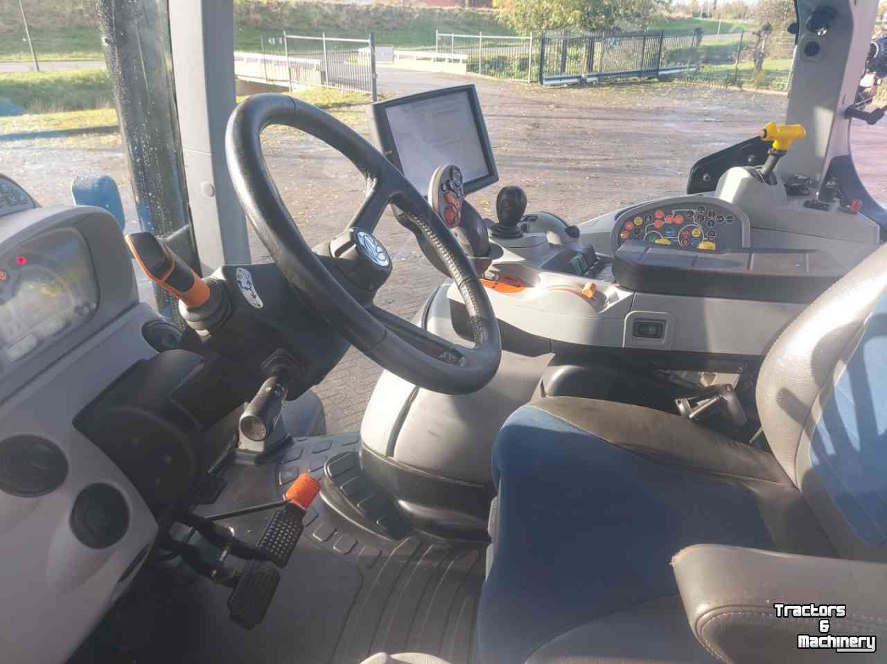 Schlepper / Traktor New Holland T7.210