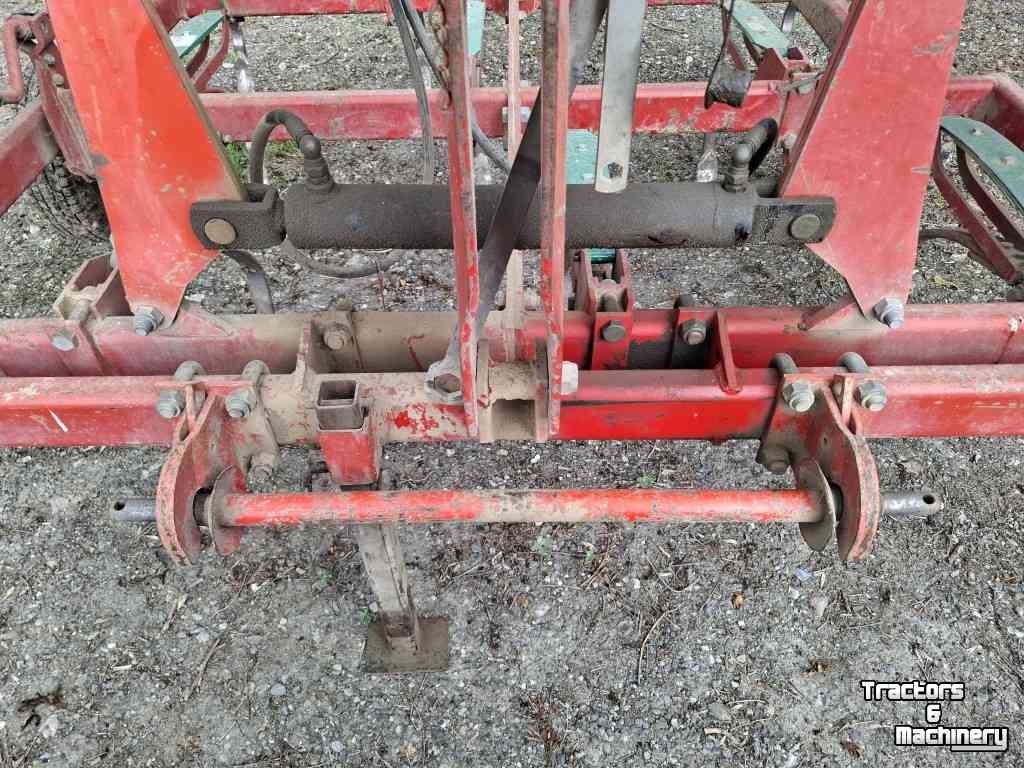 Grubber Kverneland Turbo 1 cultivator