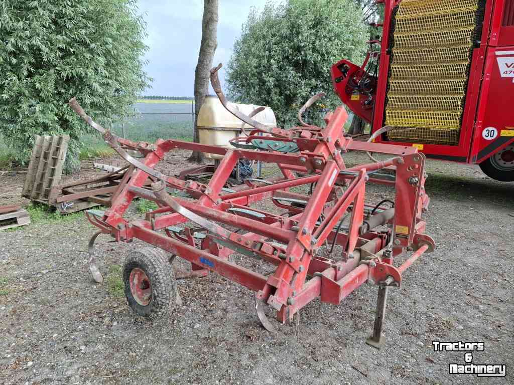 Grubber Kverneland Turbo 1 cultivator