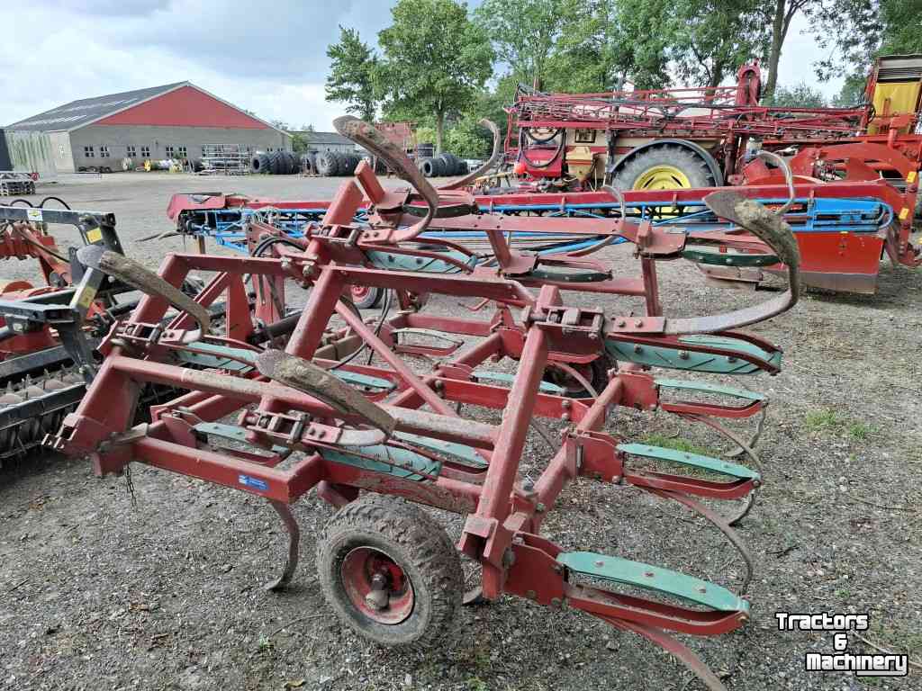Grubber Kverneland Turbo 1 cultivator