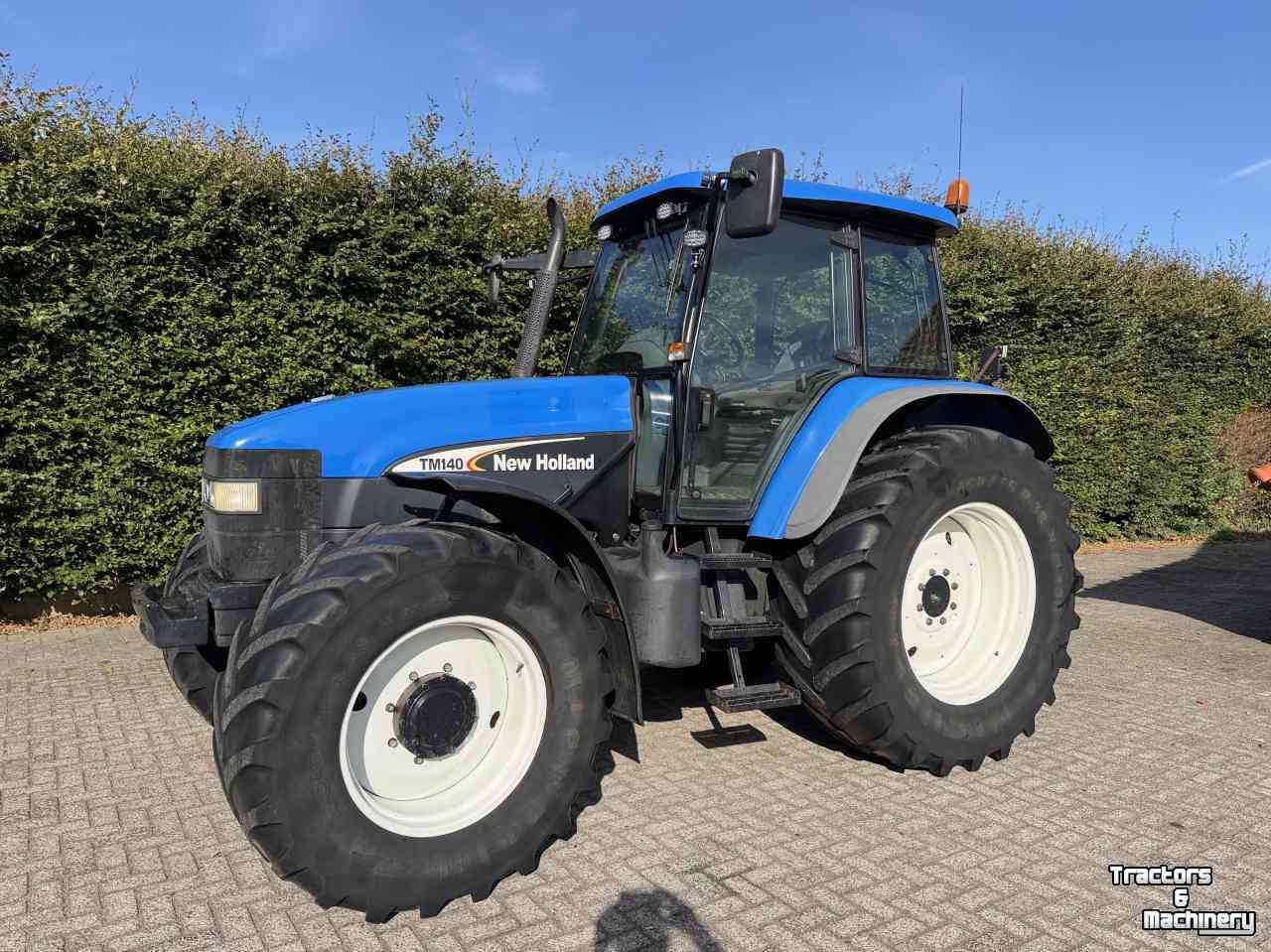 Schlepper / Traktor New Holland TM140 RC