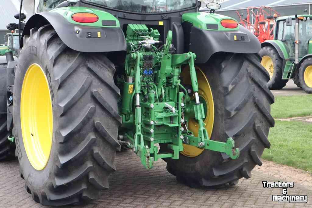 Schlepper / Traktoren John Deere 6155R