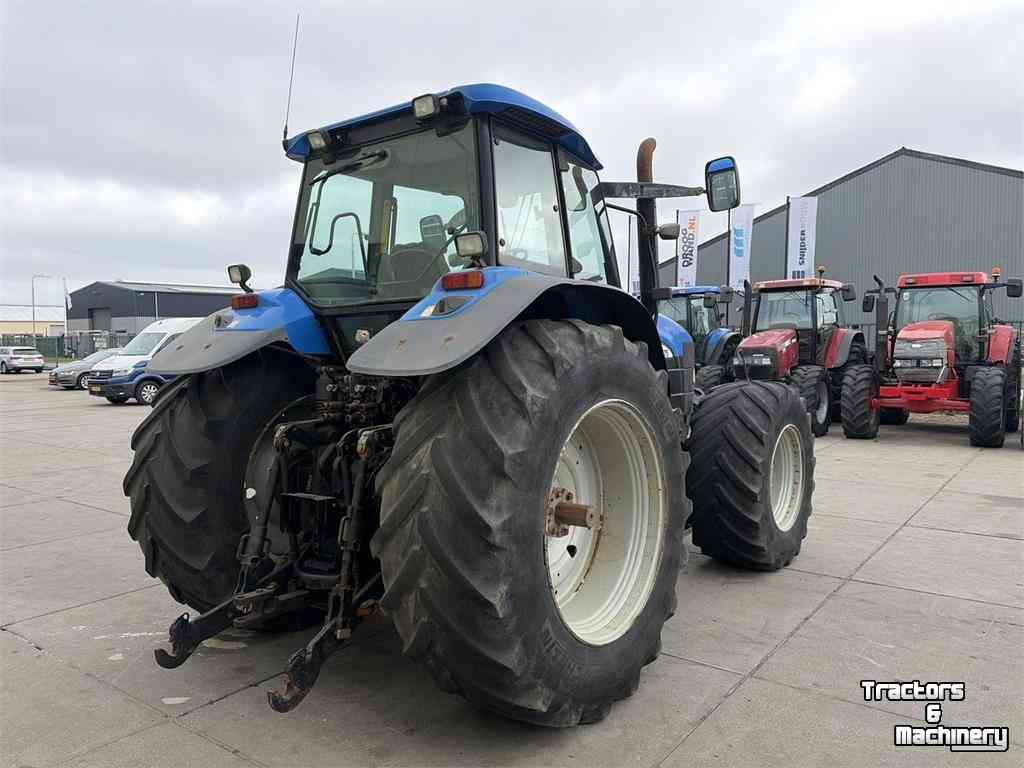Schlepper / Traktor New Holland TM Series