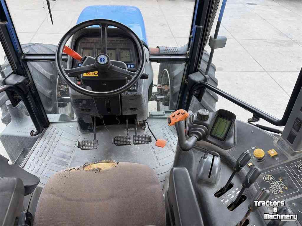 Schlepper / Traktor New Holland TM Series