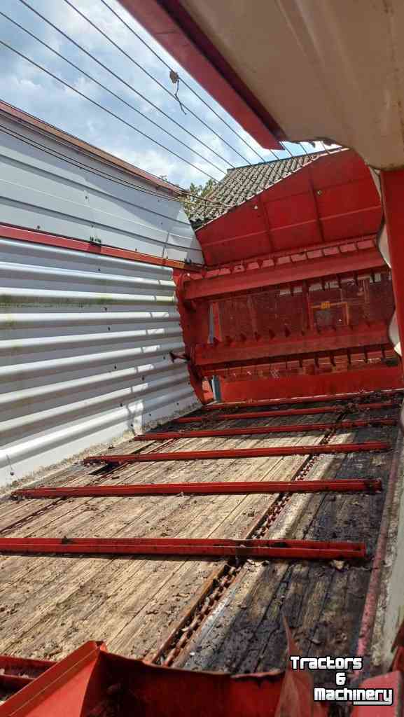 Lade- und Dosierwagen Pottinger Siloprofi 2
