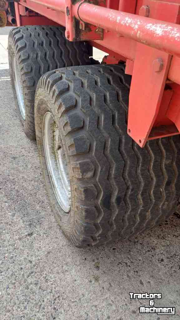 Lade- und Dosierwagen Pottinger Siloprofi 2