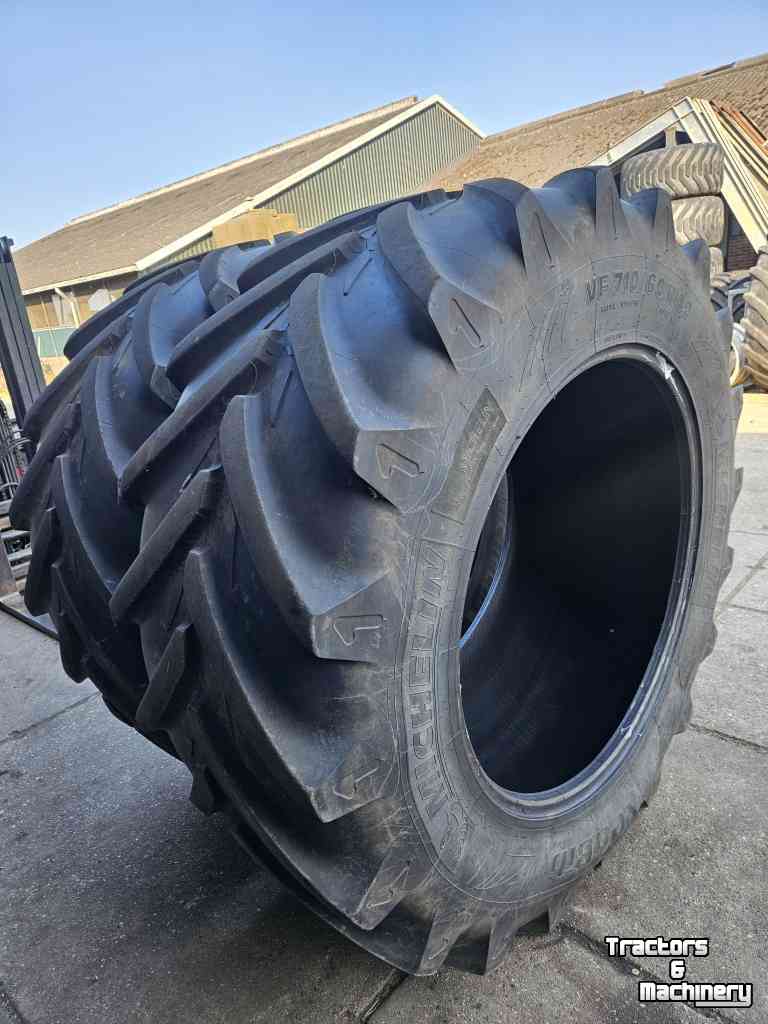 Räder, Reifen, Felgen & Distanzringe Michelin 710/60R42 Xeobib. 30 mm!
