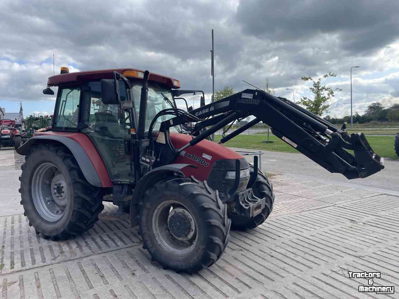 Schlepper / Traktor Case-IH JX1090U met voorlader