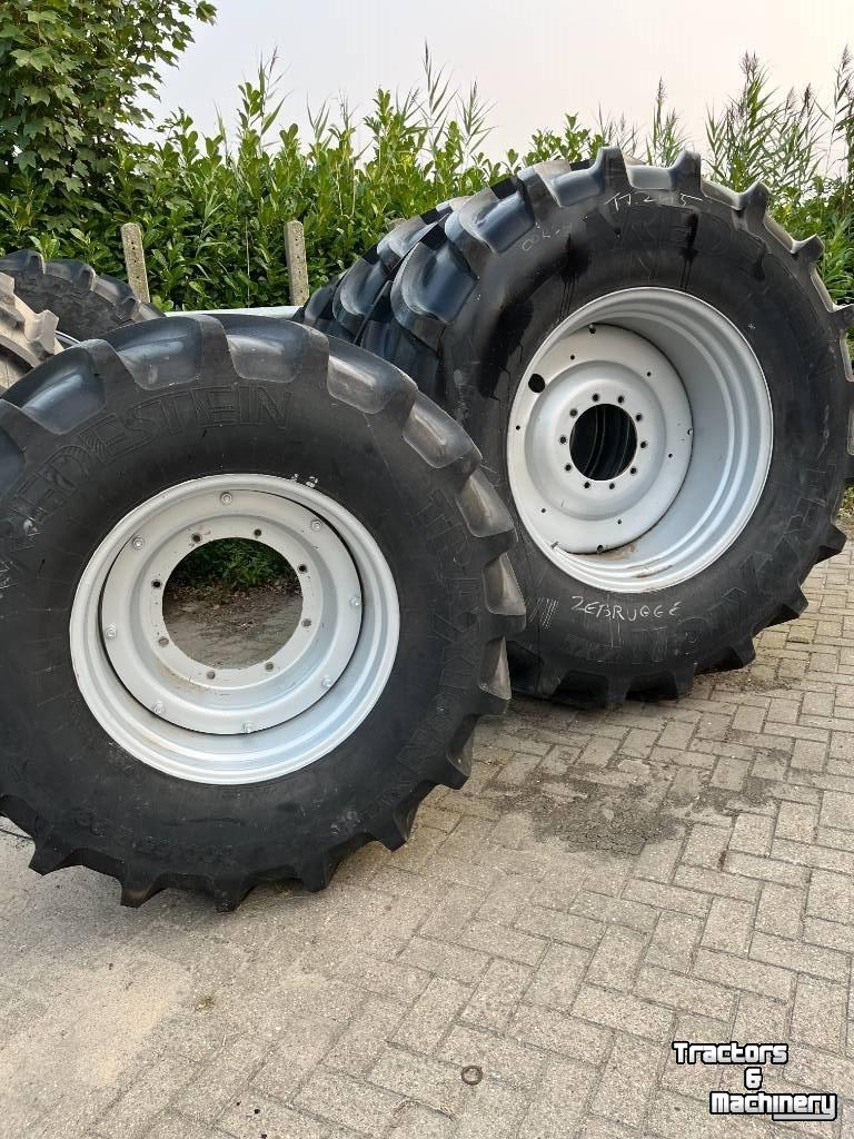 Räder, Reifen, Felgen & Distanzringe Vredestein Traction XXL set