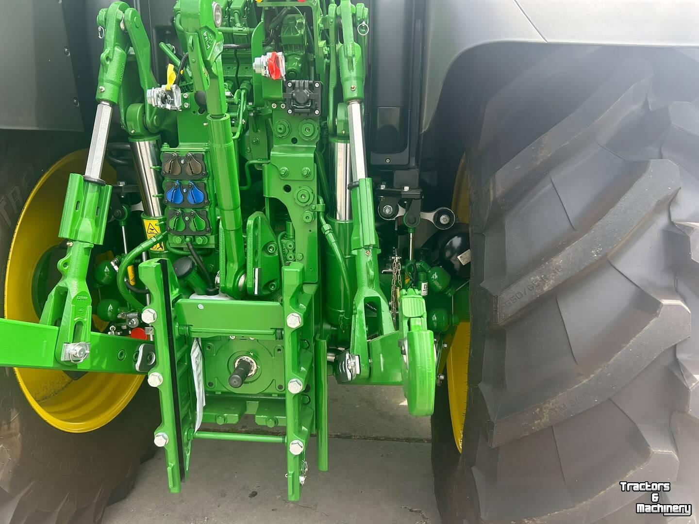 Schlepper / Traktor John Deere 6R 150