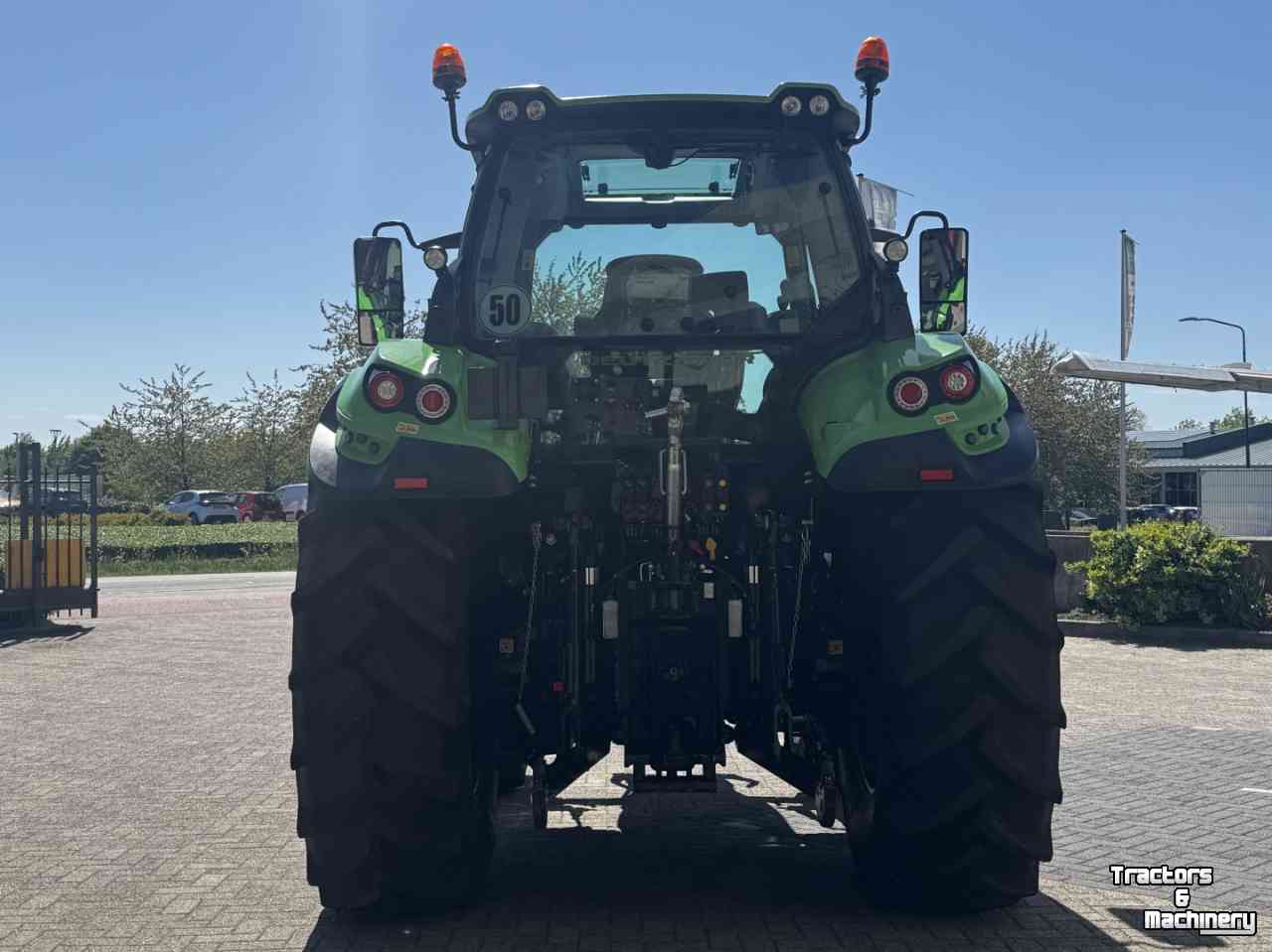 Schlepper / Traktor Deutz-Fahr Agrotron 6140-4TTV vario Fronthef Stage V  Hydr rem 50km
