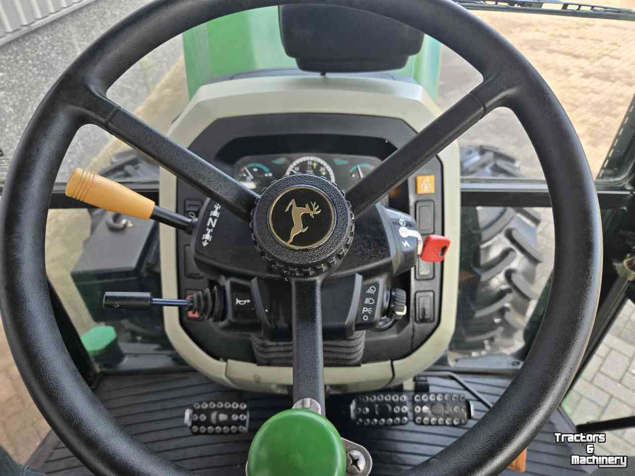 Schlepper / Traktor John Deere 5100M