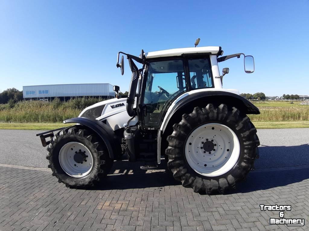 Schlepper / Traktor Valtra N143 Direct TwinTrac
