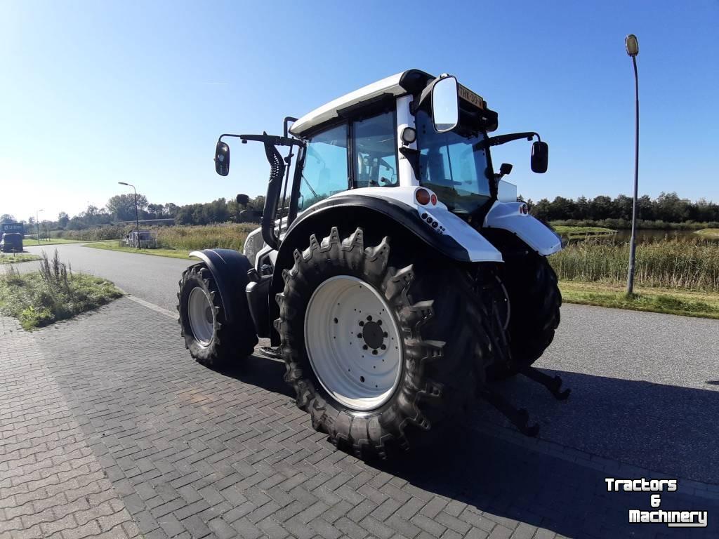Schlepper / Traktor Valtra N143 Direct TwinTrac