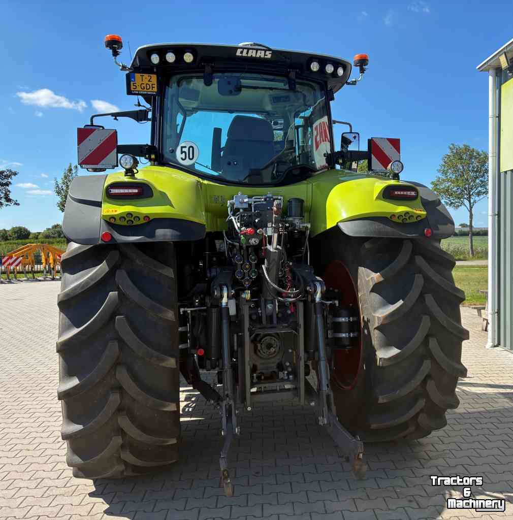 Schlepper / Traktor Claas Axion 830 C-Matic First Claas