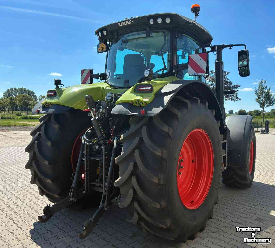 Schlepper / Traktor Claas Axion 830 C-Matic First Claas