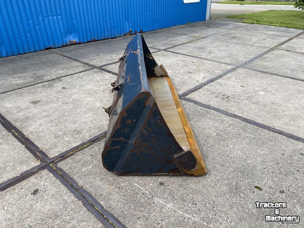Ladeschaufeln Stoll Schepbak 220