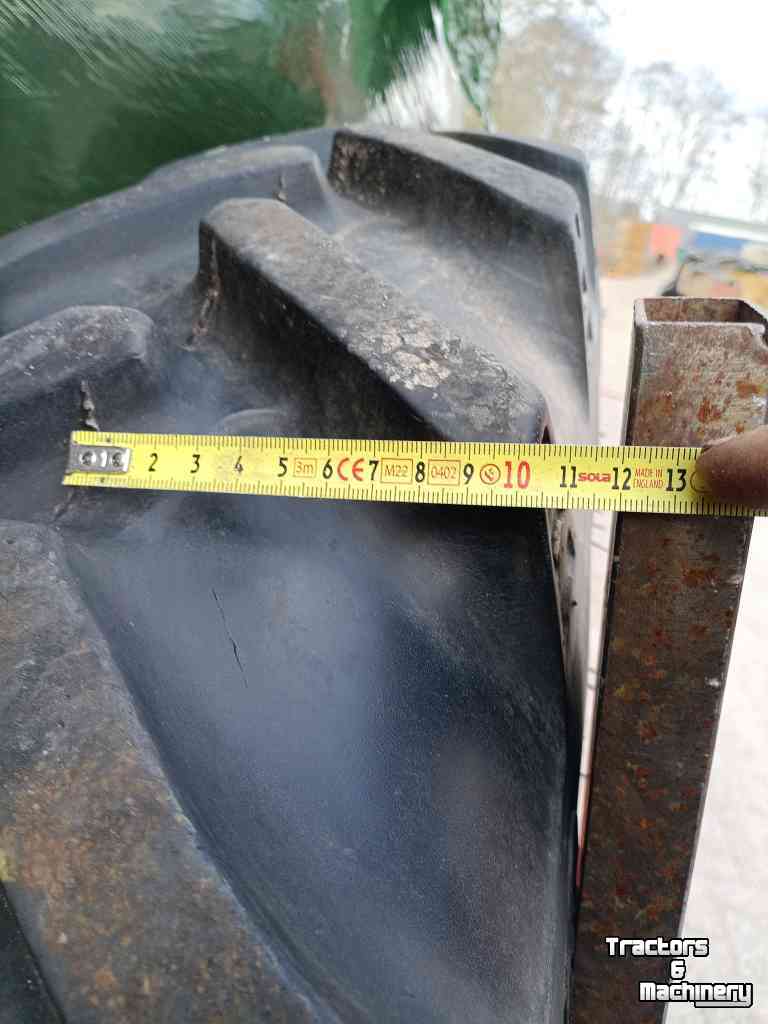 Räder, Reifen, Felgen & Distanzringe  Cultuurwielen 230/95r48